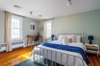 5 miles from New Paltz, close to Vassar, SUNY ideal for weddings and graduations