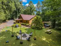 Secluded Cabin-Game Room-2 King Beds-HotTub-MiniGolf-EV Charger Hotel dekat Brandywine Creek Steakhouse & Tavern