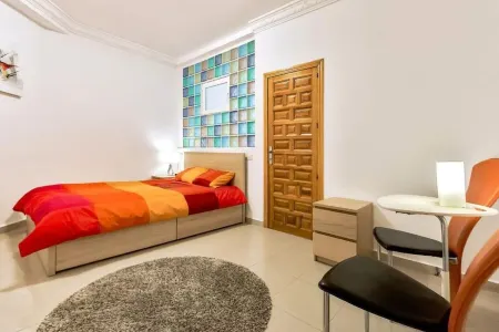 Central Las Americas, heated pool, 2 beds