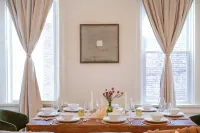 New! 3Bedroom Gem Just 15 Minutes to NYC with WiFi, AC, Prime Location