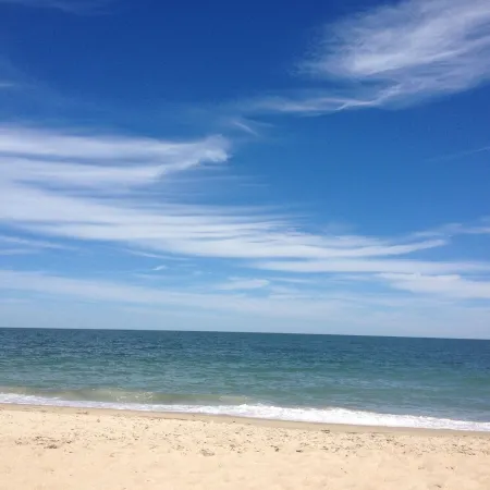 Oceanfront Sea Colony Spacious Condo with Great Ocean Views!