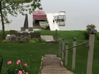 Family And Pet-Friendly On Waubeesee Lake ~ Includes Kayaks!
