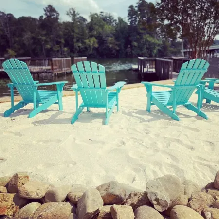 Driftwood Lake House- cozy , quiet cove!
