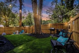 Rare Find Atlanta Retreat, Dec 23-26 Open w/Fire Pit, Patio, Backyard+EV Charger