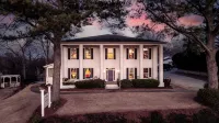 Stone Mountain Manor فنادق في Stone Mountain