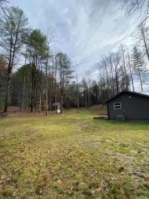 NEWLY Remodeled Private 2-bedroom mountain house in beautiful Murphy