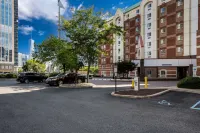 Sonesta Simply Suites Jersey City - parking