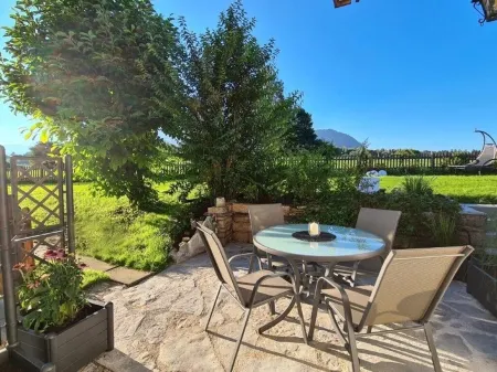 Ferienwohnung 2 - Bergblick Отели в г. Байериш-Гмайн