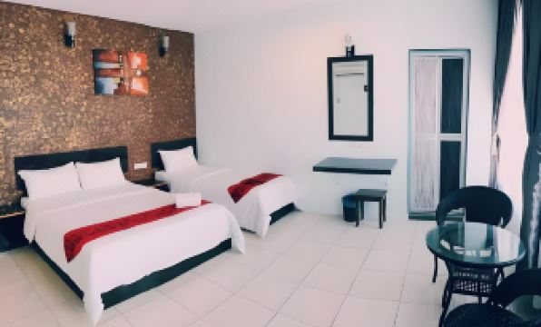 Station Inn Hotel - Housity