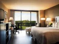 Grand Resort Hotel - Mt Laurel - Philadelphia Hotels in Mount Laurel
