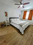 Cozy 1/1 Walking distance to Doak Campbell Stadium and campus