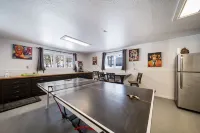 Family Mountain getaway w/ views! Close Denver, RedRocks, HOTTUB, Hiking,fishing Отели рядом с достопримечательностью «Слотерхаус Трейл Хед»
