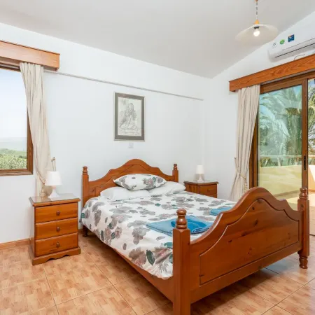Villa Noni Large Private Pool, A/C, WiFi