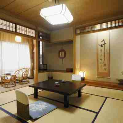 田邊旅館 Rooms
