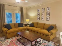 3-bed condo, 1 floor, mins from beach and Marshwalk, year round golf & fishing.