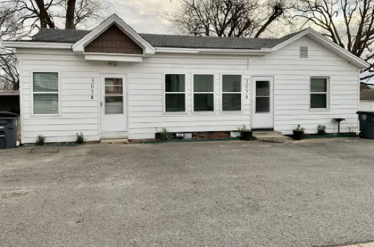 Bison Hall 5, No cleaning fee, Near Harding