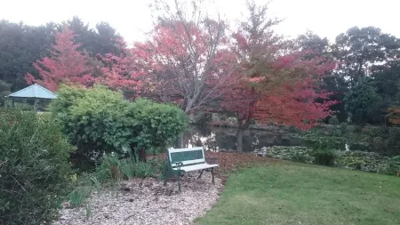 ALTONA GARDEN RETREAT