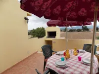 Villa Sant'Andrea: Sea, Garden, WiFi, Air Conditioning, Parking I.U.N. R5885