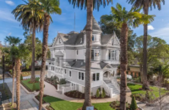 The George - Luxury Boutique Inn