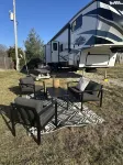 Glamping with gorgeous sunset views, trolley to all wineries