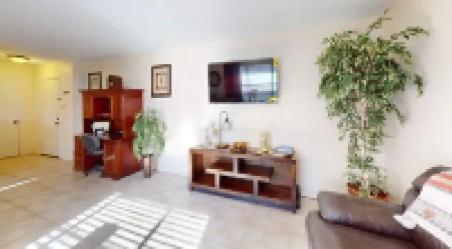 NEW LISTING Right At Home-Midland Cowboy Siesta Corner Lot w/ Patio & Cov'd Park