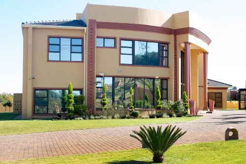 02포카 트레이딩 Grootfontein Country Estates 호텔