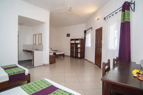 Hotel H1 Isalo - พร้อมWifi