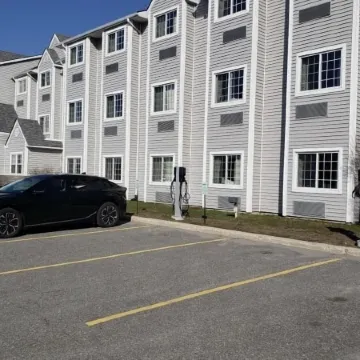 Parry Sound Inn & Suites