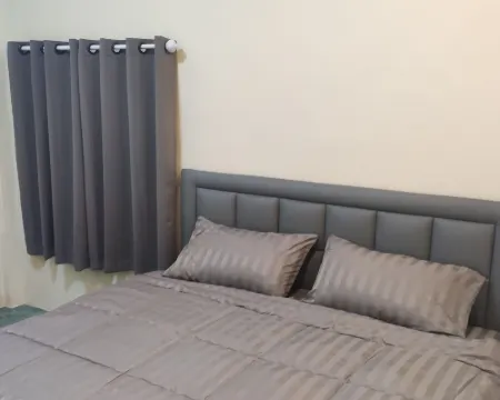 ภูเคียงเดือนรีสอร์ท โรงแรมในอำเภอ บ้านไร่