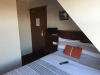 Cambridge House Hotels in Edinburgh