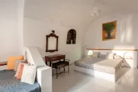 Vallas Apartments & Villas