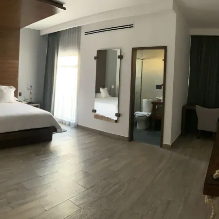 Hotel Diana