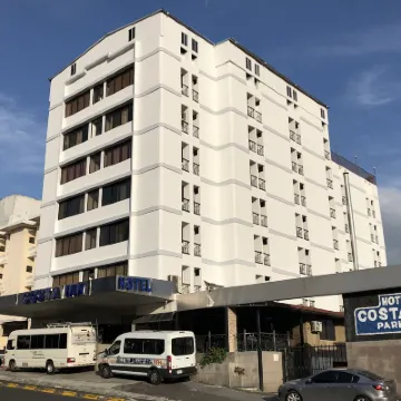 哥斯達旅館酒店 鄰近Explore Casco with Selina的酒店