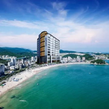Songjeong Blue Castle Hotel Hotels near Songjeong Beach