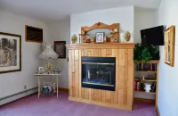 Lakeside Bed & Breakfast Hotel a Iron Mountain