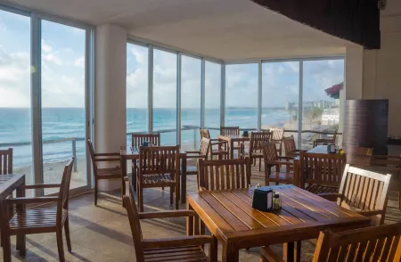 Bsea Cancun Plaza Hotel