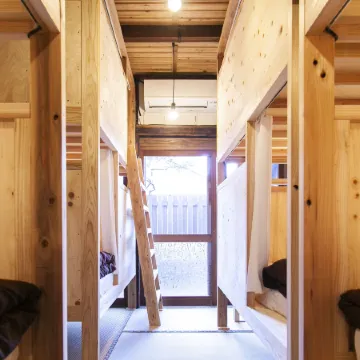 Fukuoka Guesthouse Ship
