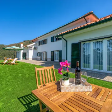 Central Suites Arouca