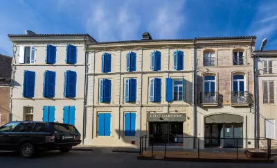 Hotel restaurant Coté Garonne le Balcon des dames tonneins Hôtels à : Castelmoron-sur-Lot