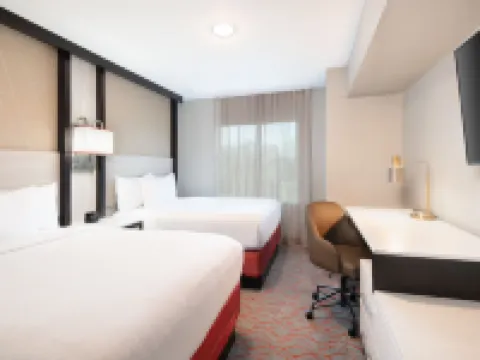 科尼爾斯SpringHill Suites酒店 科尼爾斯酒店