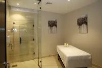 Cantonal Hotel by Warwick - spa