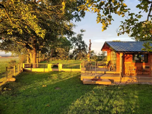 Cosy Wood Cabin in Rural Area Near National Park Hotels in Cumnock