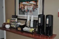 Travelodge by Wyndham Langley - breakfast
