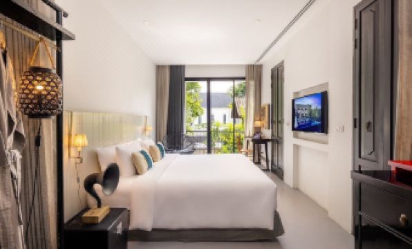 Hotel Ping Silhouette