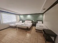 Tagaytay Country Hotel