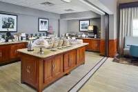 Hampton Inn & Suites Mansfield Hotels in Mansfield