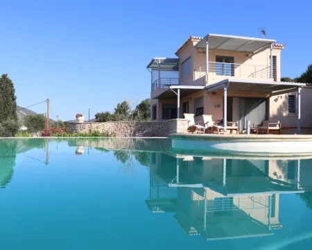 Grand Bleu Apartments & Villas Hotels in Ermionida