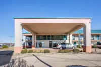 Rodeway Inn Hotels in Byram