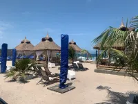 Merol's Place - Beach