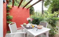 Résidence Odalys le Village Camarguais les Gardians Hotels in Arles
